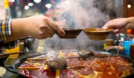 重庆火锅被爆料视频最新,揭秘网红火锅店的秘密与真相