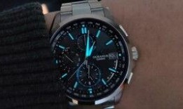 手表清洗爆料视频,揭秘保养秘诀，让你的手表焕然一新