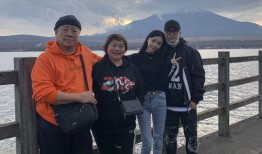 娱乐圈黑料司机吃瓜,司机成吃瓜群众，揭秘明星幕后真相