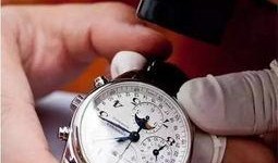 手表清洗爆料视频,揭秘保养秘诀，让你的手表焕然一新